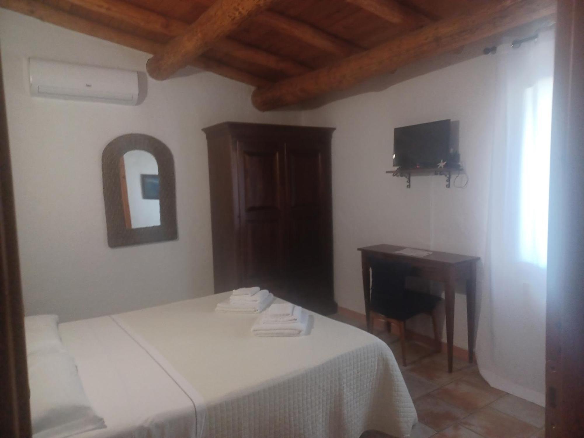 B&B Helios Il Tuo Relax In Sardegna San Teodoro  Bagian luar foto
